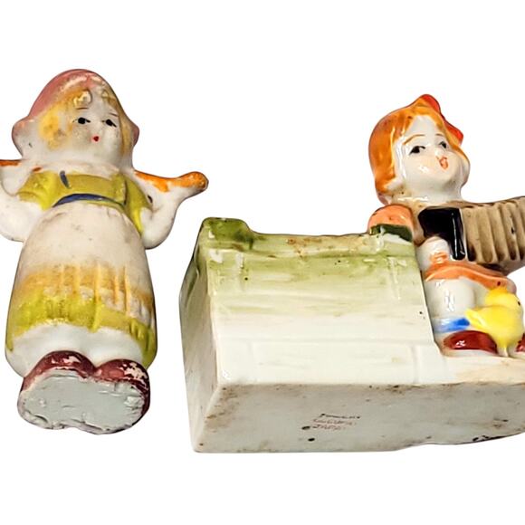1940s Vintage Made in Occupied Japan Girl w/Accordion Planter +Dutch Girl w/Pail - Picture 6 of 10